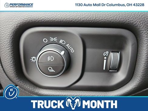 New 2026 RAM 1500 4x4 Crew Cab image 33