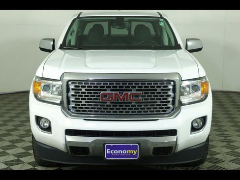 Used 2017 GMC Canyon Denali AWD/4WD image 10