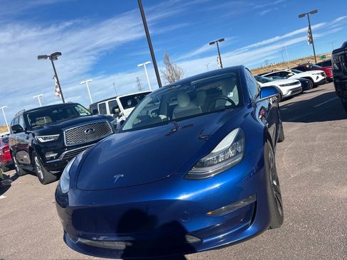 Used 2020 Tesla Model 3 Standard Range Plus image 2