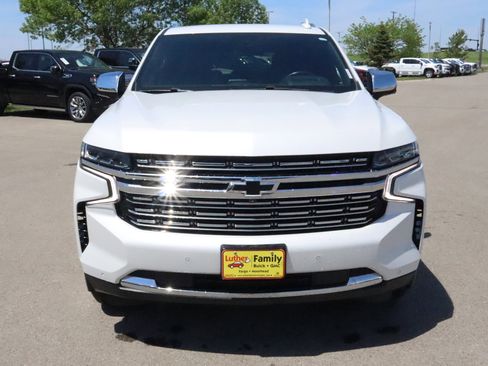 Used 2023 Chevrolet Tahoe Premier AWD/4WD image 2