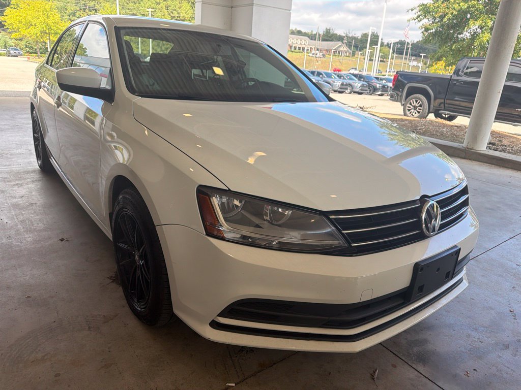 Used 2017 Volkswagen Jetta S FWD image 4