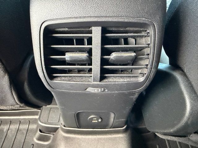 Used 2020 Ford Escape SE AWD/4WD image 20