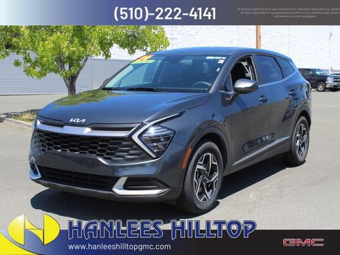 Used 2024 Kia Sportage LX FWD image 3
