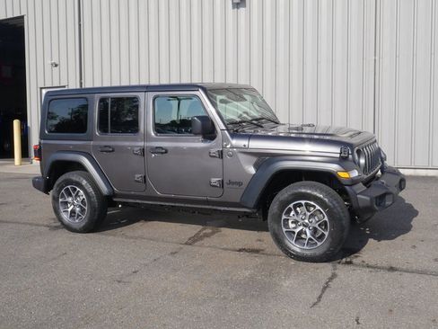 New 2025 Jeep Wrangler Sport S image 7