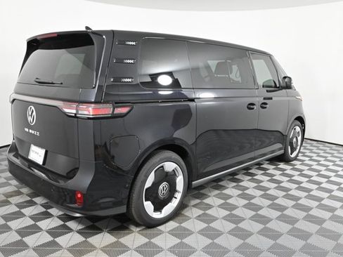 New 2025 Volkswagen ID. Buzz Pro S image 9
