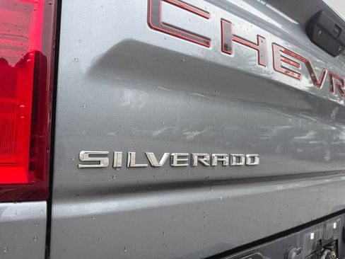 Used 2019 Chevrolet Silverado 1500 RST AWD/4WD image 30