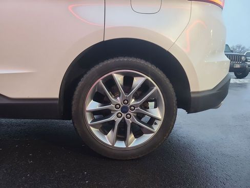 Used 2015 Ford Edge Titanium w/ Equipment Group 301A image 14