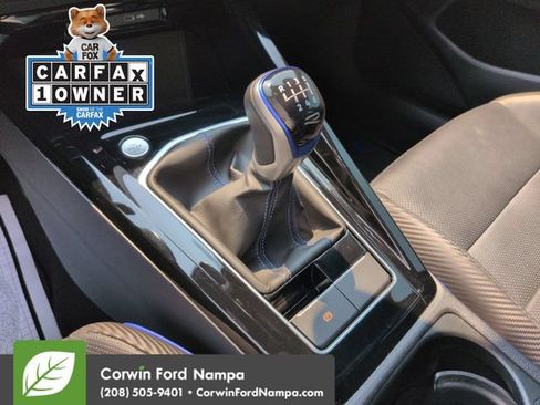 Used 2024 Volkswagen Golf R AWD/4WD image 18
