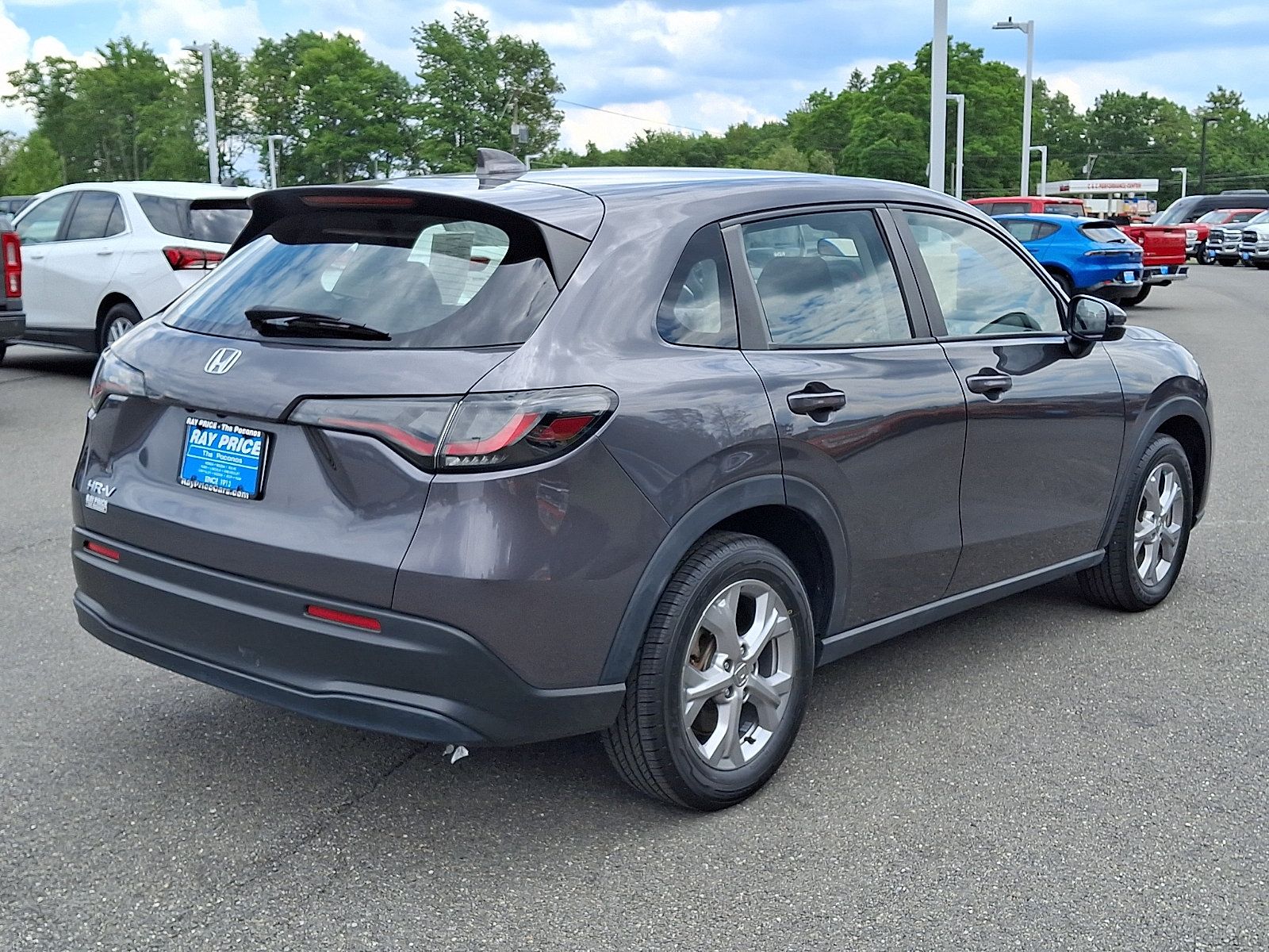 Used 2023 Honda HR-V LX image 6