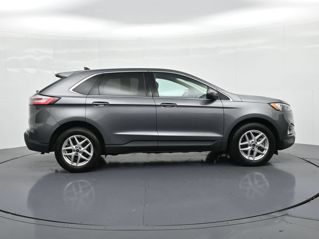 Used 2023 Ford Edge SEL w/ Convenience Package AWD/4WD image 5