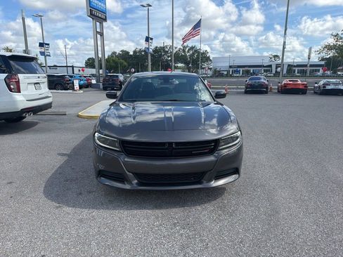 Used 2022 Dodge Charger SXT w/ Leather Interior Group RWD image 2
