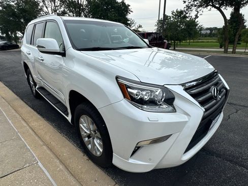 Used 2014 Lexus GX 460 w/ Premium Package AWD/4WD image 8