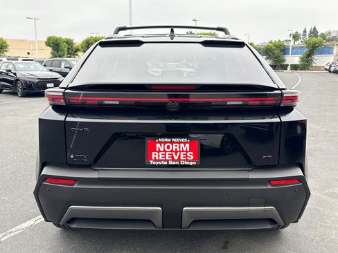 New 2026 Toyota C-HR AWD/4WD image 13