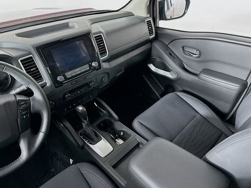 Certified 2023 Nissan Frontier SV w/ Technology Package AWD/4WD image 30