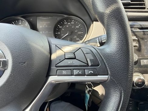 Used 2018 Nissan Rogue Sport S w/ S Appearance Package AWD/4WD image 21