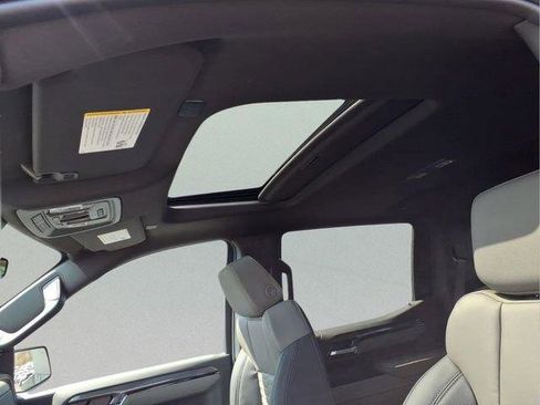 New 2026 Chevrolet Silverado 1500 ZR2 AWD/4WD image 15