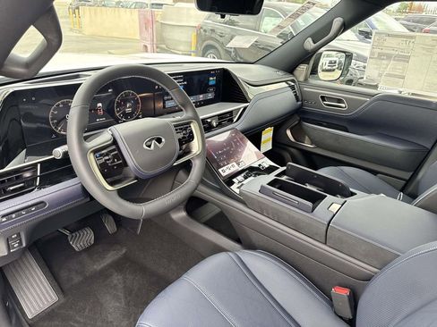 New 2026 INFINITI QX80 4WD w/ Sport Exterior Package image 16