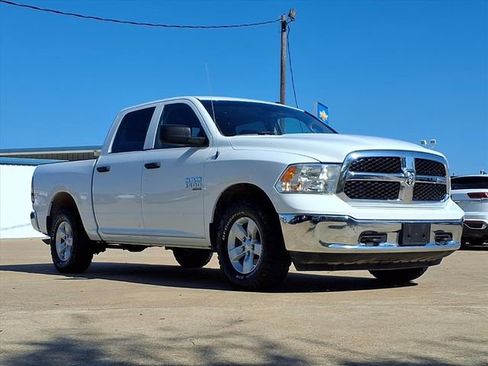 Used 2022 RAM 1500 Tradesman w/ Chrome Appearance Group image 3