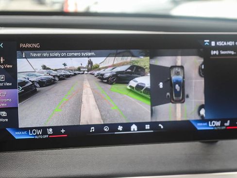 Used 2024 BMW iX xDrive50 w/ Sport Package AWD/4WD image 24