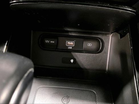 Used 2022 Kia Telluride SX w/ SX Prestige Package image 31