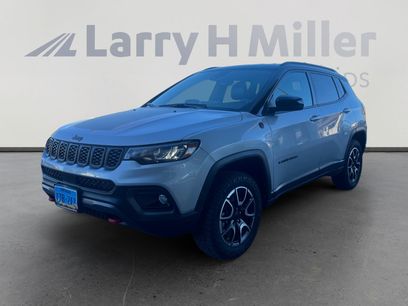 Used 2024 Jeep Compass Trailhawk