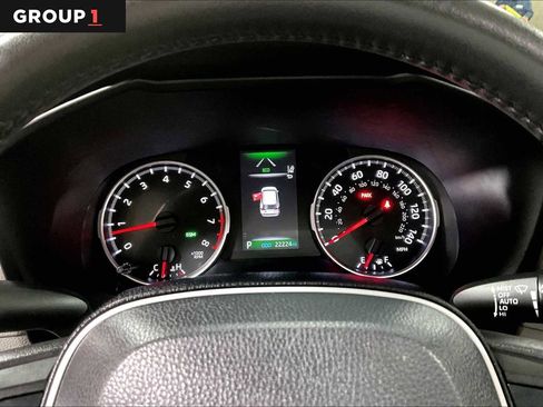 Certified 2022 Toyota RAV4 XLE image 25