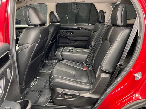 Used 2023 Honda Pilot Touring image 22