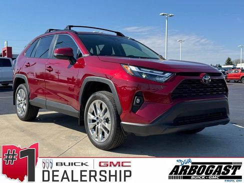 Used 2024 Toyota RAV4 XLE Premium image 1