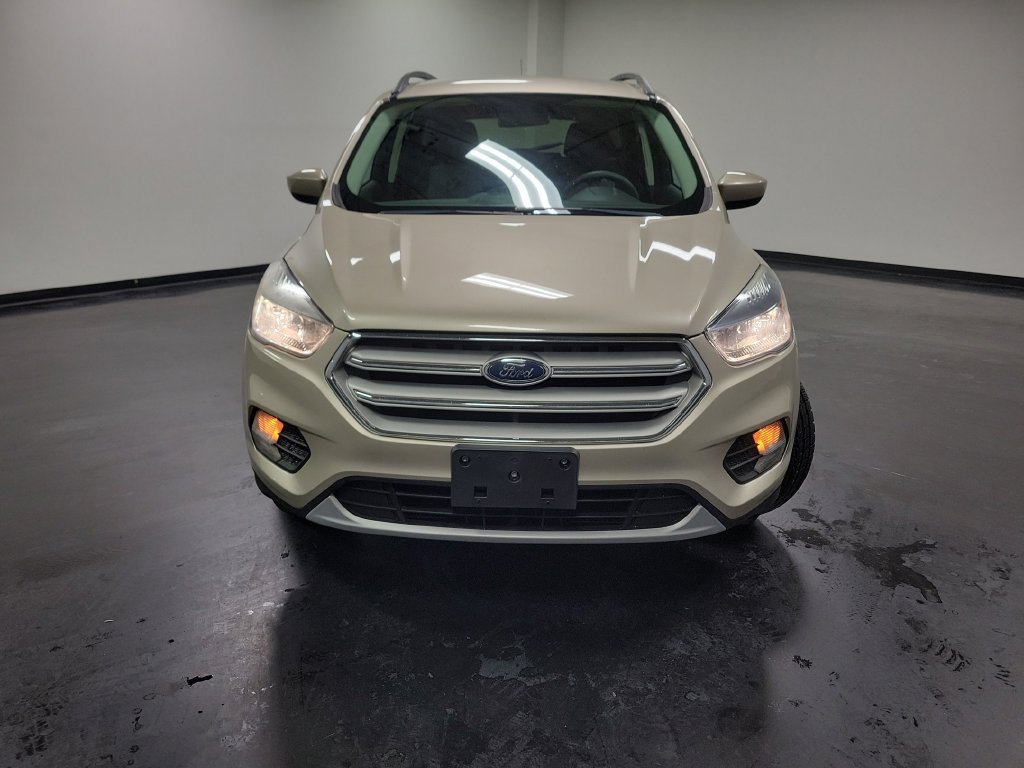 Used 2018 Ford Escape SE AWD/4WD image 2