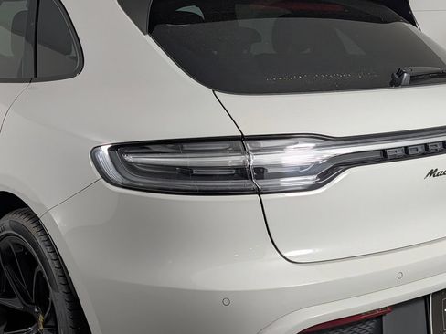 Certified 2025 Porsche Macan GTS AWD/4WD image 16
