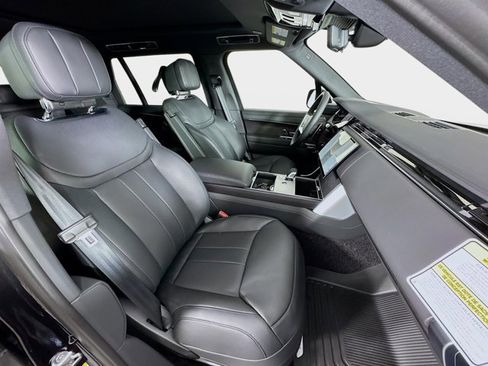New 2026 Land Rover Range Rover Long Wheelbase SE image 30