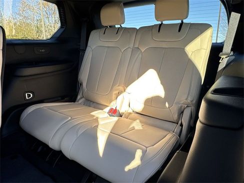 New 2025 Jeep Grand Cherokee L Limited image 21