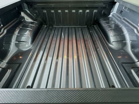 Used 2022 Nissan Frontier S w/ Technology Package image 27