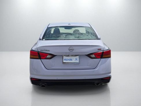 Used 2024 Nissan Altima 2.5 SR FWD image 5