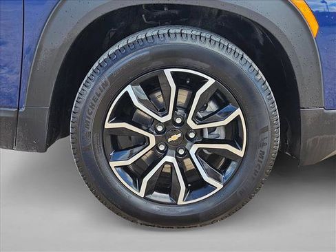 Used 2023 Chevrolet TrailBlazer ACTIV w/ Sun and Liftgate Package AWD/4WD image 21