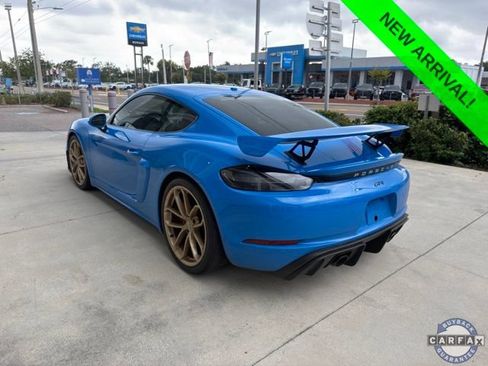 Used 2022 Porsche 718 Cayman GT4 w/ Light Design Package RWD image 3