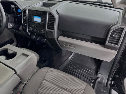 Used 2016 Ford F150 XLT image 26