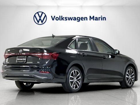 New 2025 Volkswagen Jetta SE image 5