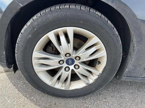 Used 2012 Ford Focus SEL FWD image 11