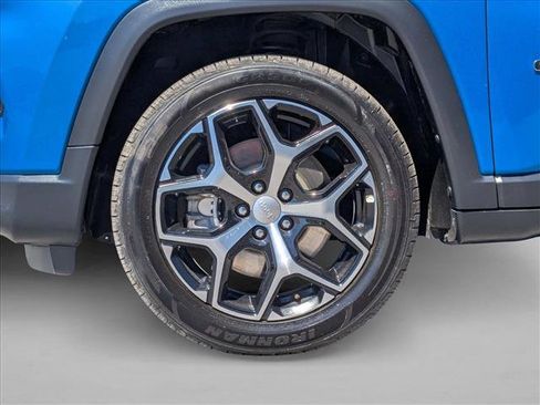 Used 2024 Jeep Compass Limited image 23