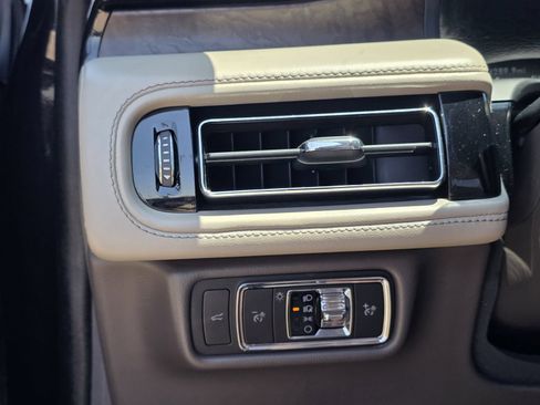 Used 2022 Lincoln Aviator Reserve w/ Elements Package Plus RWD image 24