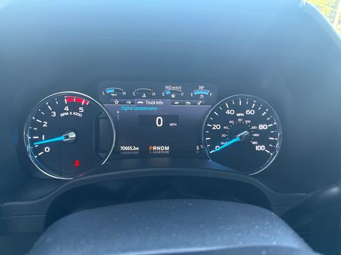Used 2022 Ford F250 Platinum AWD/4WD image 10
