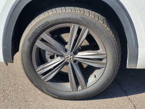 Used 2021 Volkswagen Atlas SE image 9