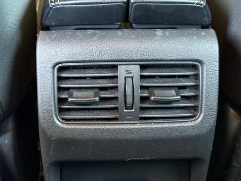 Certified 2024 Nissan Rogue SV AWD/4WD image 17