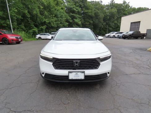 Used 2024 Honda Accord EX image 6