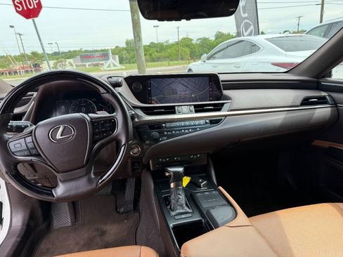 Used 2020 Lexus ES 350 w/ Premium Package FWD image 15