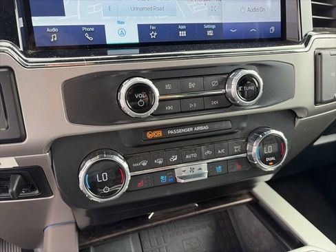 Used 2022 Ford F250 Lariat w/ Lariat Ultimate Package image 17