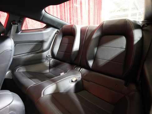 Used 2020 Ford Mustang Premium image 14