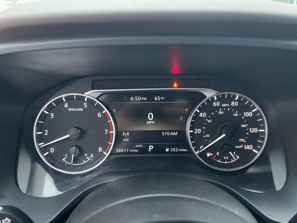 Used 2021 Nissan Rogue SV AWD/4WD image 18