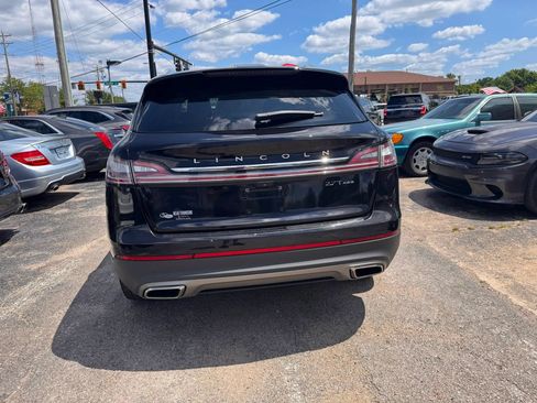 Used 2019 Lincoln Nautilus Reserve AWD/4WD image 6